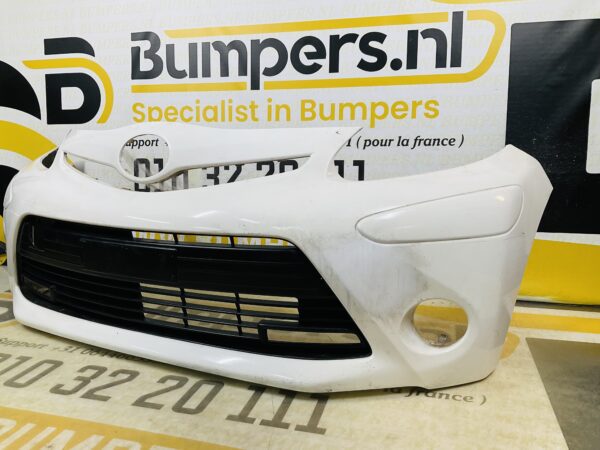 BUMPER Toyota Aygo 2011-2014  VOORBUMPER 2-D1-10932z