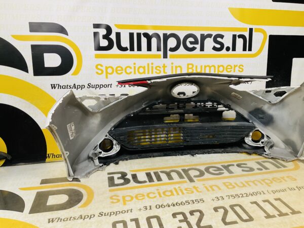 BUMPER Toyota Aygo Facelift 2017-2021  VOORBUMPER 2-D1-10936z
