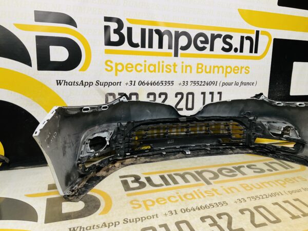 BUMPER Renault Clio 4 Facelift  2016-2019 VOORBUMPER 2-F2-10937z