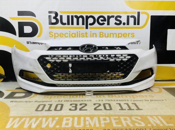 BUMPER Hyundai i20 86569-C8010 VOORBUMPER 2-E3-10957z