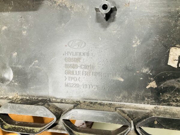 BUMPER Hyundai i20 86569-C8010 VOORBUMPER 2-E3-10957z