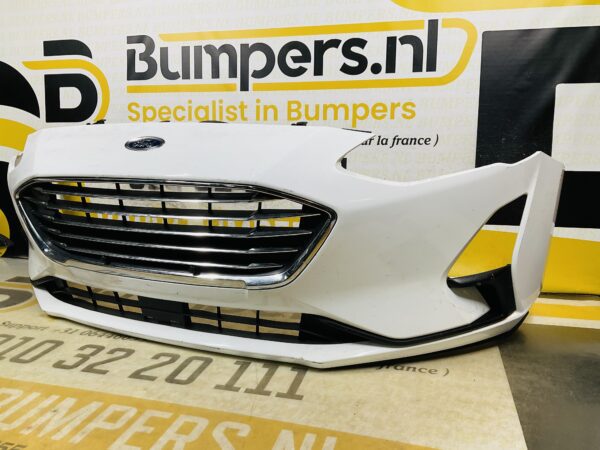 BUMPER Ford Focus MK4  VOORBUMPER 1-D9-10982z