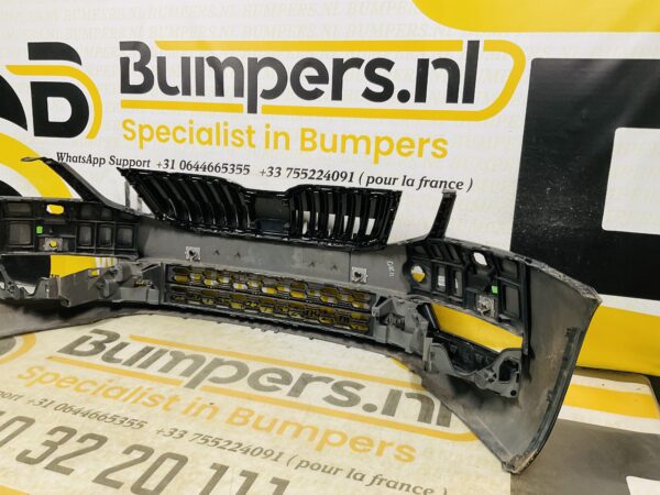 BUMPER Skoda Octavia 3 4xpdc kls 2012-2017  VOORBUMPER 2-H6-11097z