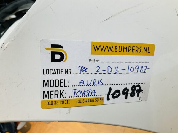 BUMPER Toyota Auris 53102-02230 VOORBUMPER 2-D3-10987z