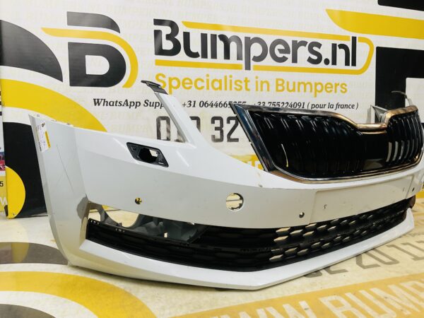 BUMPER Skoda Octavia 3 4xpdc kls 2012-2017  VOORBUMPER 2-H6-11100z