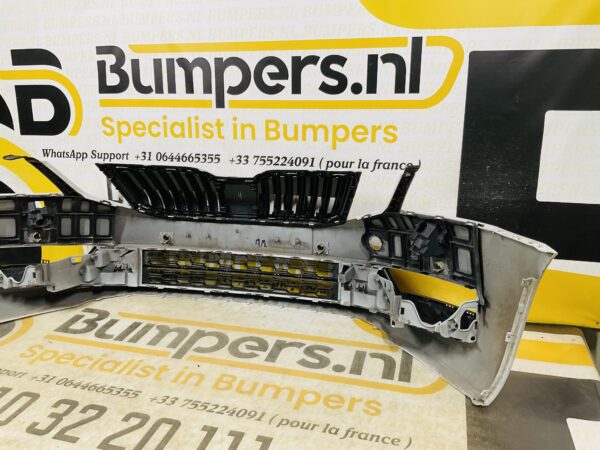 BUMPER Skoda Octavia 3 4xpdc kls 2012-2017  VOORBUMPER 2-H6-11100z