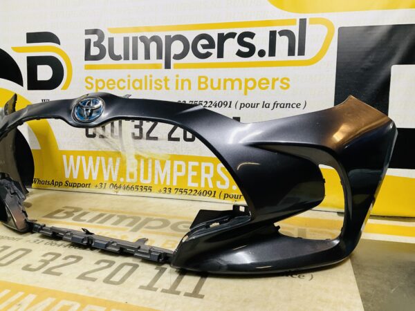 BUMPER Toyota Yaris Facelift 2021-2023 VOORBUMPER 2-D3-10991z