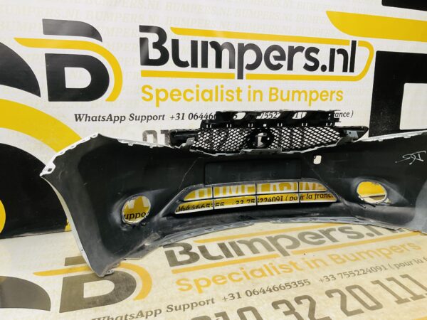BUMPER Nissan Note VOORBUMPER 1-G10-11103z