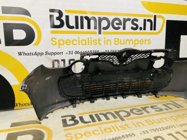 BUMPER Renault Twingo 2014-2018  VOORBUMPER 2-F3-10996z