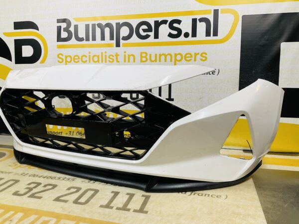 BUMPER Hyundai i20 Facelift 2021-2024 VOORBUMPER 2-E3-10997z