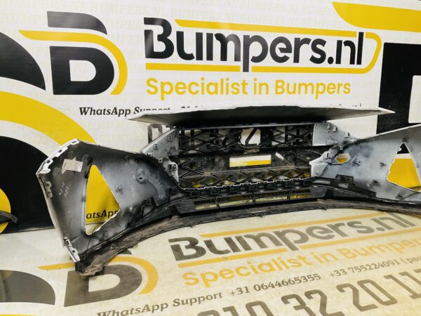 BUMPER Hyundai i20 Facelift 2021-2024 VOORBUMPER 2-E3-10997z