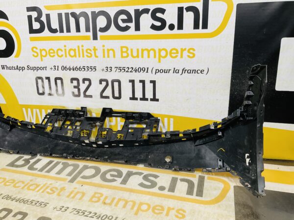 BUMPER Hyundai Ioniq  VOORBUMPER 2-E4-11108z