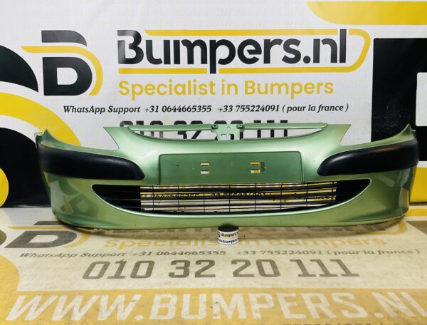 BUMPER Peugeot 307 2001-2005 VOORBUMPER 2-J3-11109z