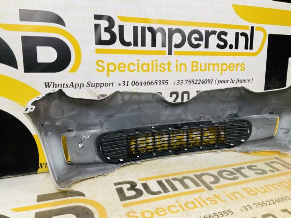 BUMPER Renault Twingo Facelift 2018-2023 VOORBUMPER 2-F3-10999z