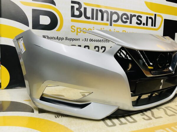 BUMPER Nissan Micra K14 + grill Logo VOORBUMPER 1-G7-11075z