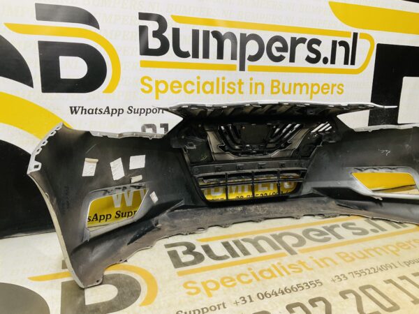 BUMPER Nissan Micra K14 + grill Logo VOORBUMPER 1-G7-11075z