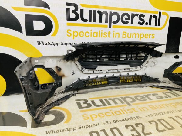 BUMPER Ford Focus 0097A  VOORBUMPER 1-D9-11078z