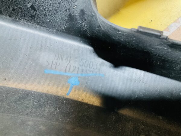 BUMPER Mazda MX30 MX 30 4xpdc VOORBUMPER 2-B10-11086z