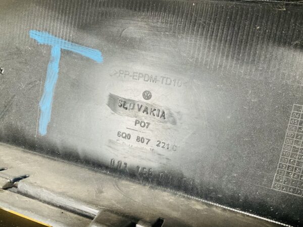 BUMPER Volkswagen Polo 6Q 2005-2009  VOORBUMPER 1-C9-11091z