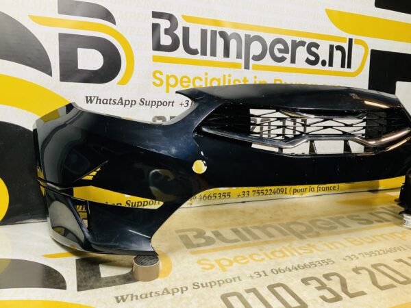 BUMPER Kia Ceed Normaal 2023-2024 VOORBUMPER 2-G10-11129z