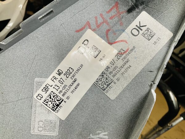 BUMPER Kia Ceed GTline GT-Line 6xpdc 2023-2024 VOORBUMPER 2-G10-11145z