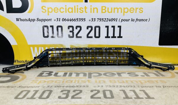Grill Volkswagen Golf 7 R R20 Facelift 2017-2020   Voorumper grill 2-L6-11216T
