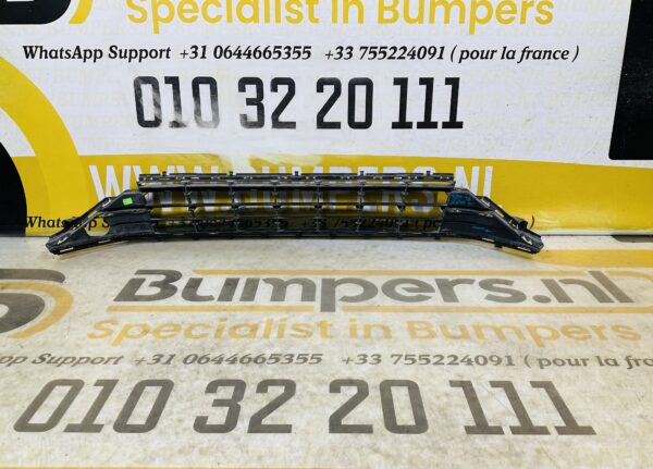 Grill Volkswagen Golf 7 Facelift 2017-2020  Voorumper grill 2-R7-11217T