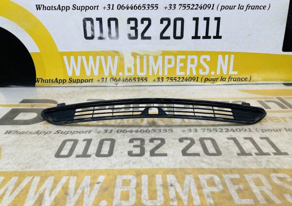 Grill Toyota CHR 53112-42110  Voorumper grill 2-R7-11218T