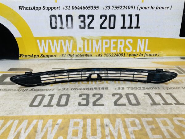 Grill Toyota CHR 53112-42110  Voorumper grill 2-R7-11218T