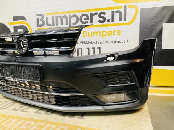 BUMPER Volkswagen Tiguan Normaal 4xpdc  VOORBUMPER 1-B8-11260z