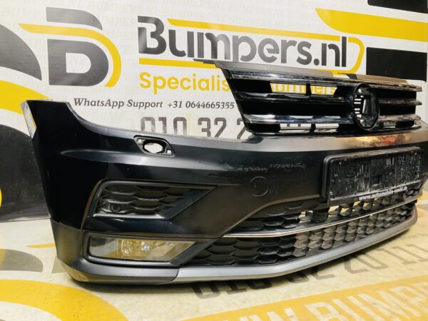 BUMPER Volkswagen Tiguan Normaal 4xpdc  VOORBUMPER 1-B8-11260z