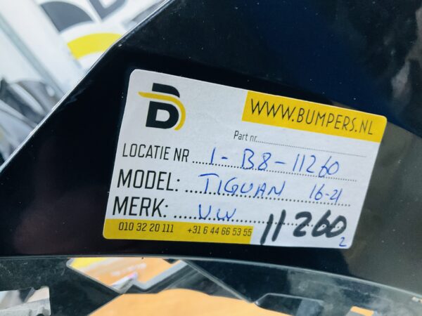 BUMPER Volkswagen Tiguan Normaal 4xpdc  VOORBUMPER 1-B8-11260z