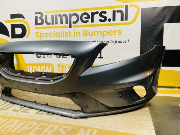 BUMPER Volvo V40 Rdesign R-Design 6xpdc VOORBUMPER 1-E3-11265z