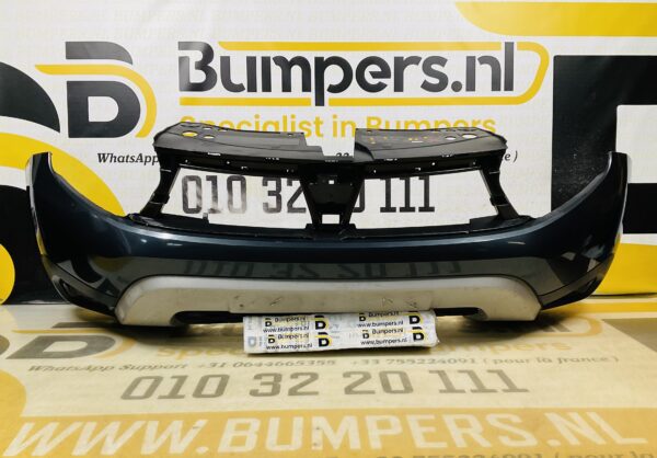 BUMPER Dacia Duster 2 Facelift 2017-2021 620221776R VOORBUMPER 1-G3-11276z