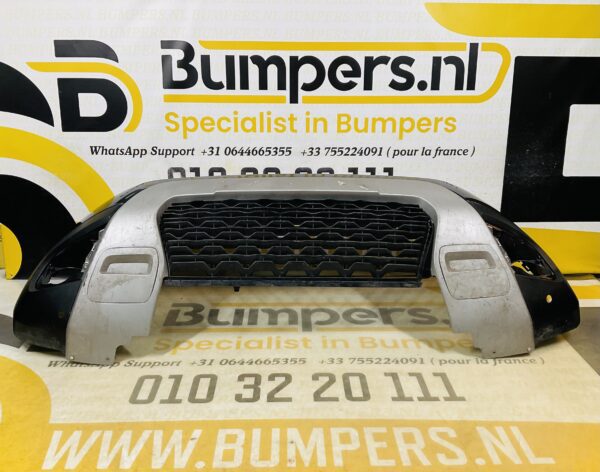 BUMPER Dacia Duster 2 Facelift 2017-2021 620221776R VOORBUMPER 1-G3-11276z