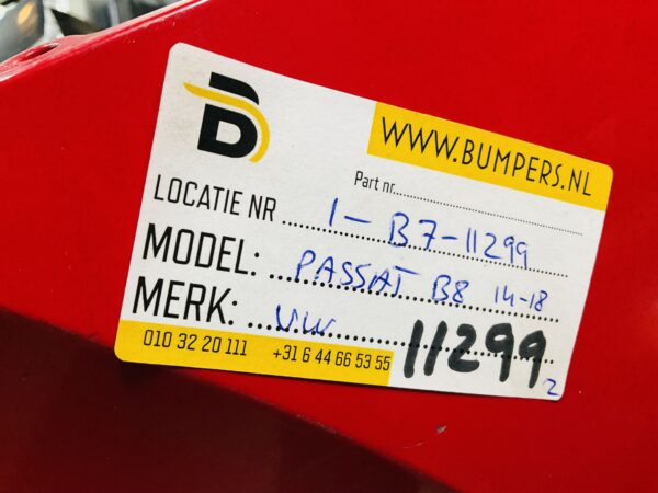 BUMPER Volkswagen Passat B8 4xpdc 2014-2018  VOORBUMPER 1-B7-11299z