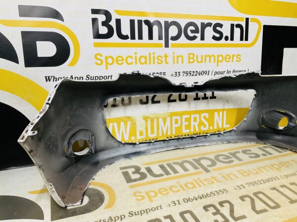 BUMPER Renault Kangoo VOORBUMPER 2-F9-11300z