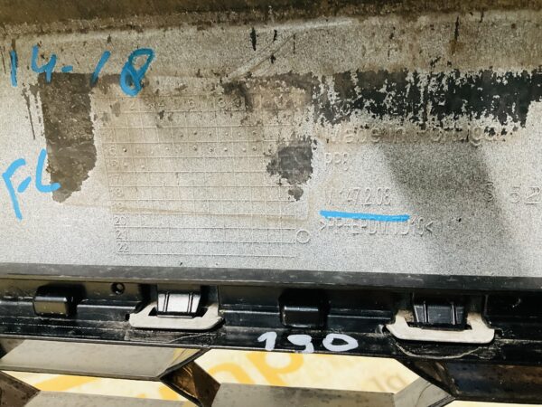 BUMPER Volkswagen Scirpcco Rline R-Line  4xpdc 2014-2018  VOORBUMPER 1-C1-11307z