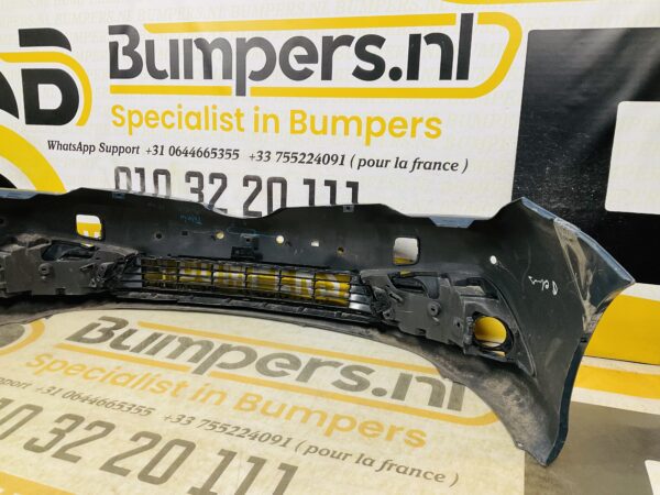 BUMPER Toyota Auris 4xpdc 2015-2018 VOORBUMPER 2-D3-11381z