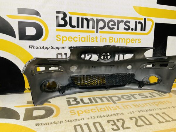 BUMPER Toyota Aygo  2008-2012 VOORBUMPER 2-D1-11390z