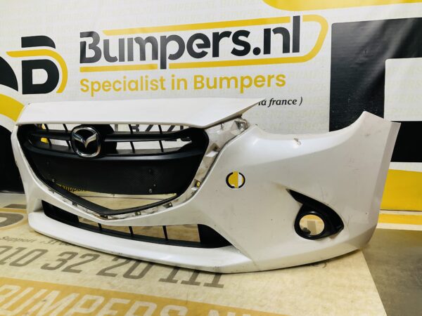 BUMPER Mazda 2 KF090 VOORBUMPER 2-B9-11427z