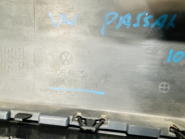BUMPER Volkswagen B7 4xpdc 2010-2014 VOORBUMPER 1-B7-11434z