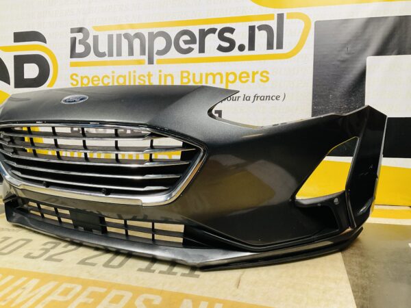 BUMPER Ford Focus MK4 Normaal pdc 2017-2022 VOORBUMPER 1-D10-11436z