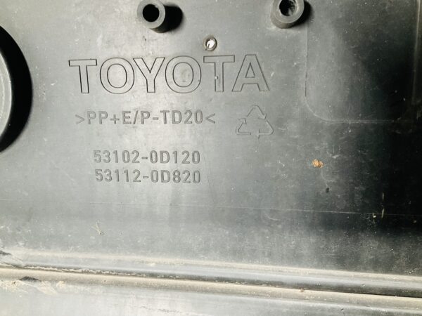 BUMPER Toyota Yaris 2017-2021 VOORBUMPER 2-D3-11450z