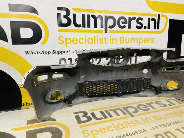 BUMPER Toyota Aygo 2008-2012 VOORBUMPER 2-D1-11453z