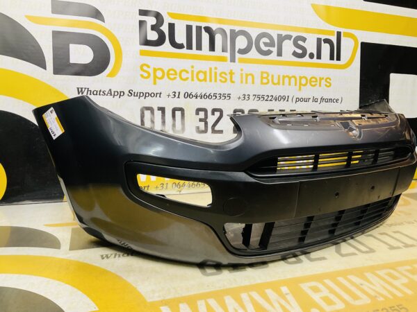 BUMPER Fiat Punto evo 735500118 VOORBUMPER 2-B4-11477z