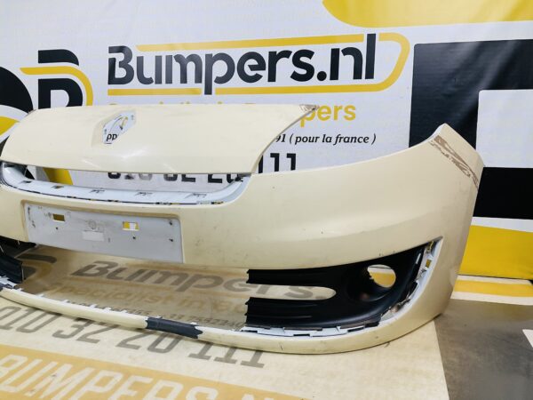 BUMPER Renault Scenic 3 Facelift  VOORBUMPER 2-F6-11481z