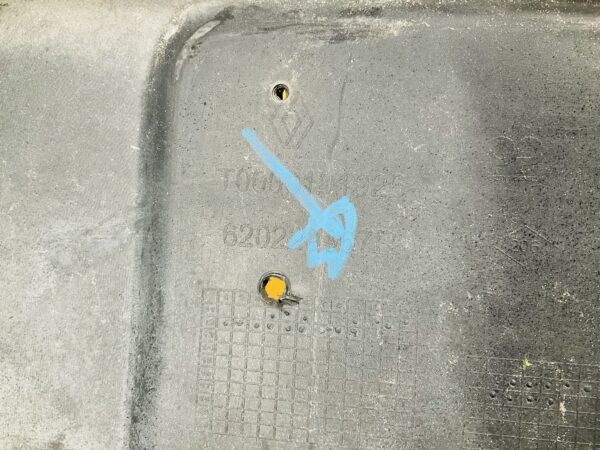 BUMPER Renault Scenic 3 Facelift  VOORBUMPER 2-F6-11481z