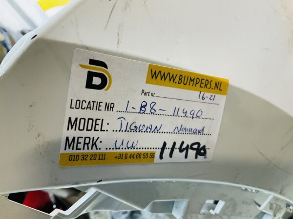 BUMPER Volkswagen Tiguan Normaal 6xpdc 2016-2021  VOORBUMPER 1-B8-11490z
