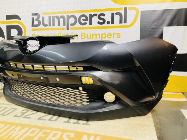 BUMPER Toyota CHR CH-R 2016-2019  303516 VOORBUMPER 2-D5-11515z